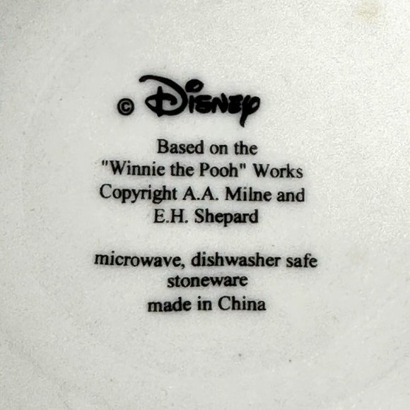 Disney Winnie The Pooh Coffee Mug Stoneware Pooh Tigger Piglet Honey Bee 12 oz - Picture 10 of 13